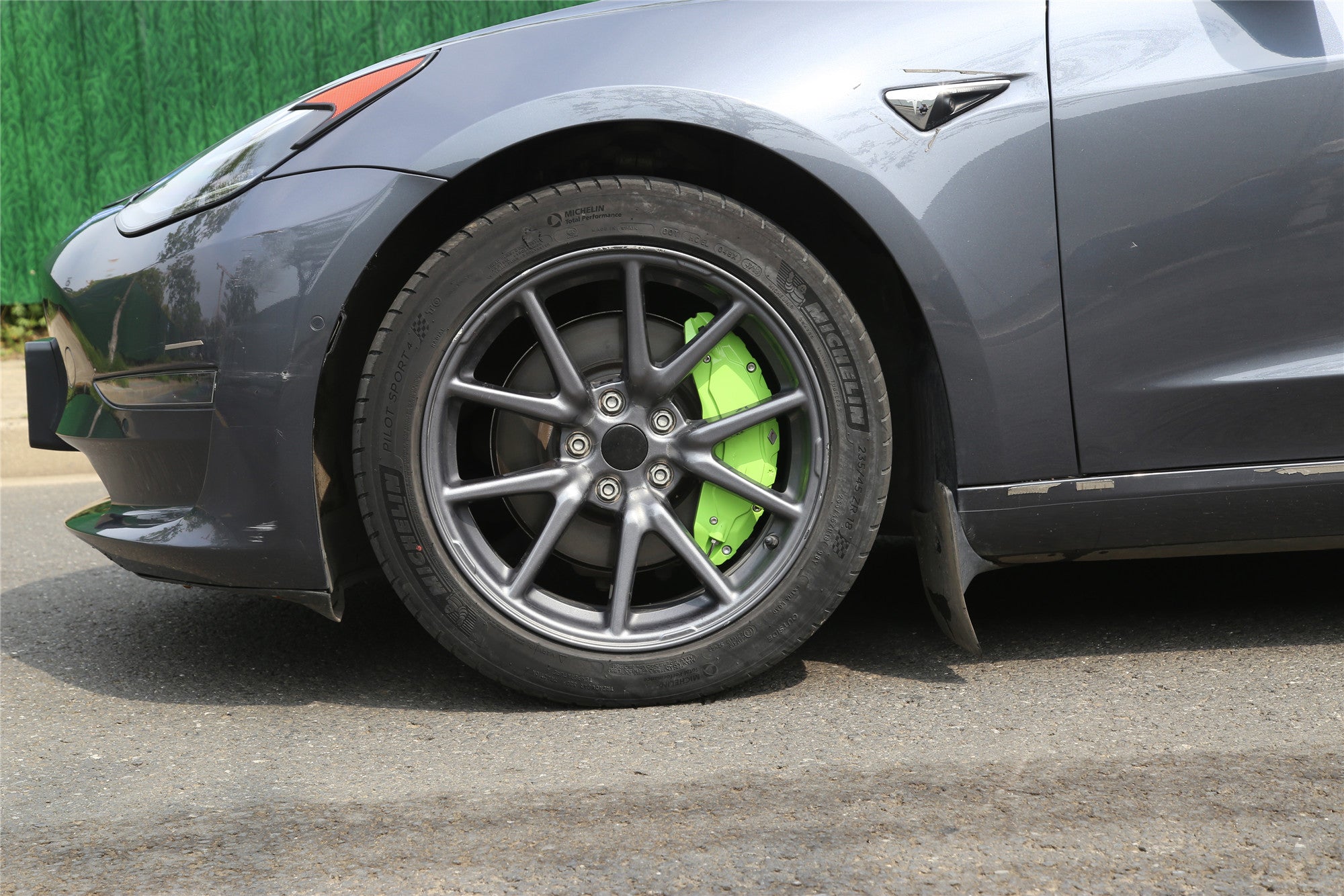 18" /19" Caliper Covers for Tesla Model 3 / Model 3 Highland