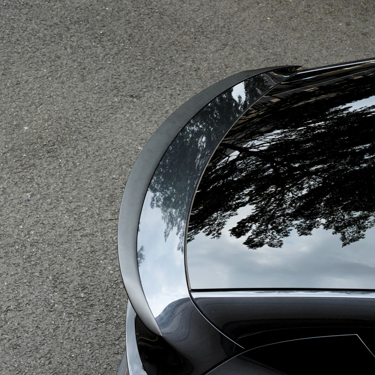 Performance Style Dry Carbon Fiber Spoiler for Model Y Juniper 2025+ |