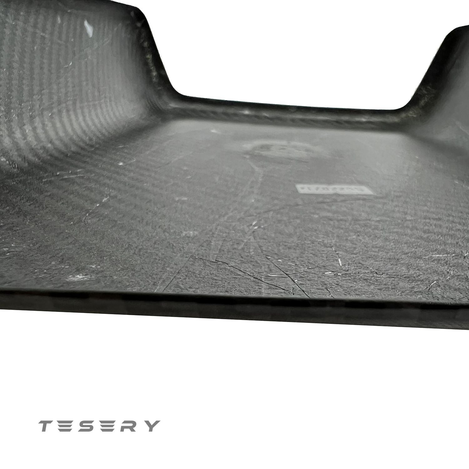 Model Y / 3 Armrest Cover - Dry Carbon Fiber Interior Mods