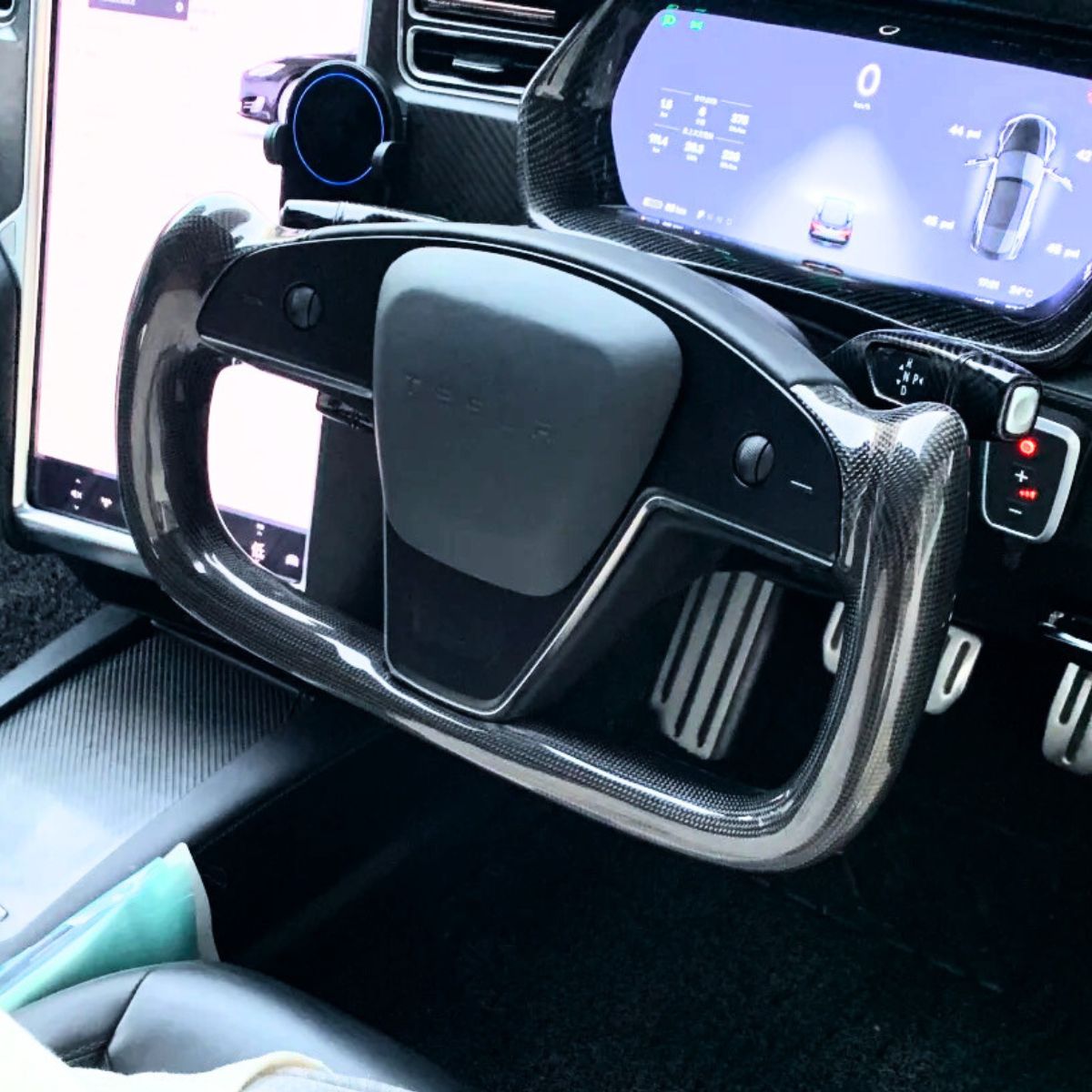 Touch Horn Carbon Fiber Yoke Plaid Steering Wheel Upgrade for Tesla Model S / X 2021-2023