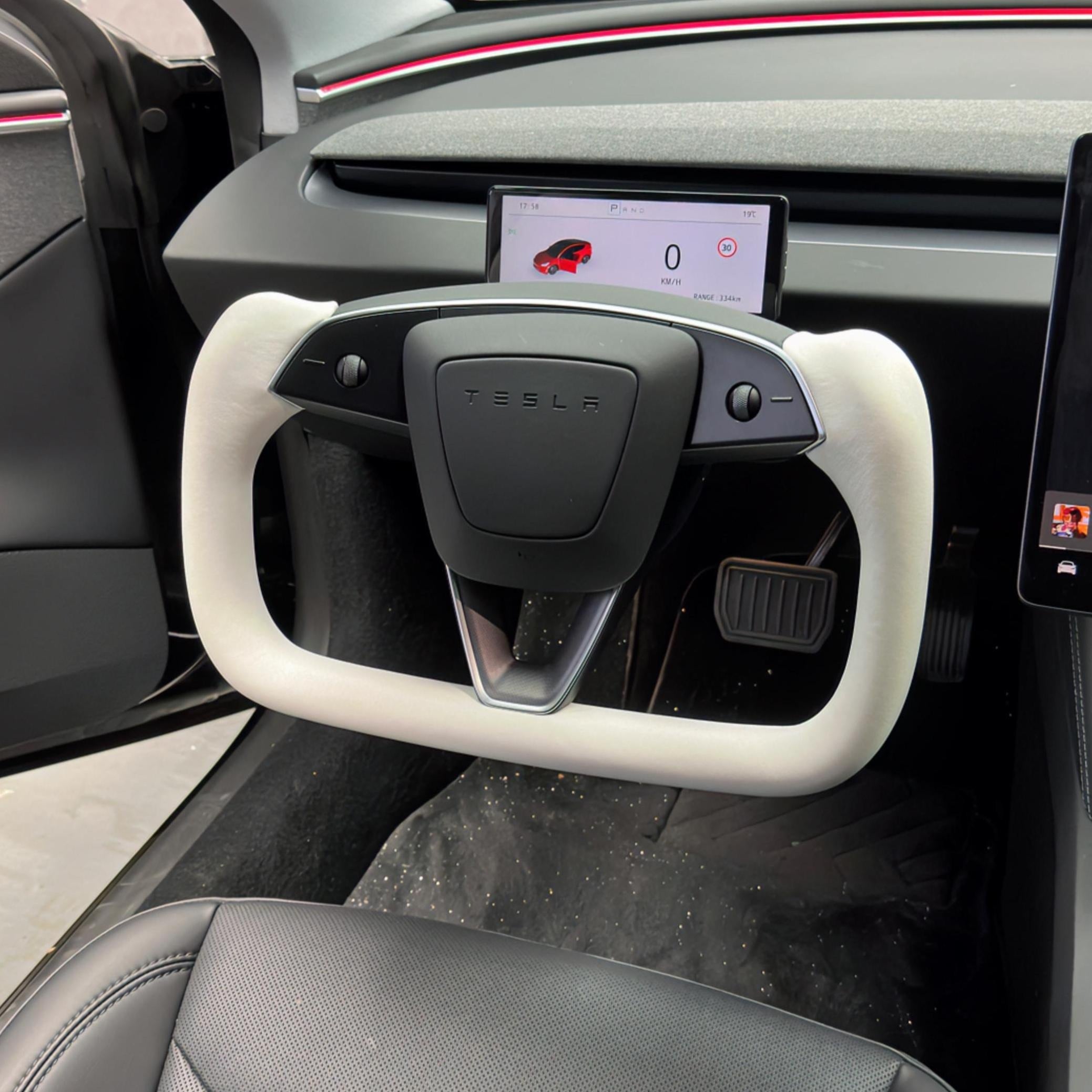Model 3 Highland & Model Y Juniper Yoke Plaid Steering Wheel 【White Leather】