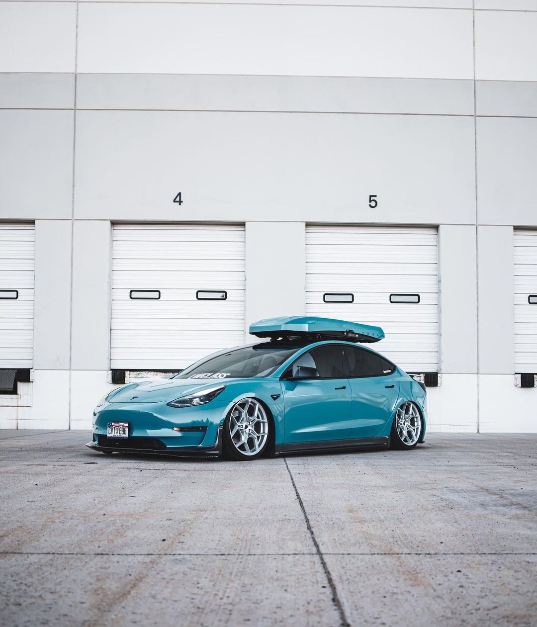 Tesla Model 3 Carbon Fiber Rear Spoiler Ver.3