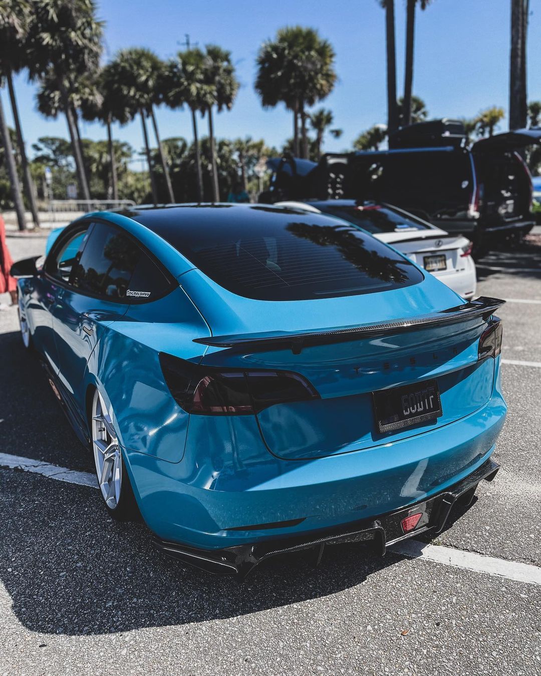 Tesla Model 3 Carbon Fiber Rear Spoiler Ver.3