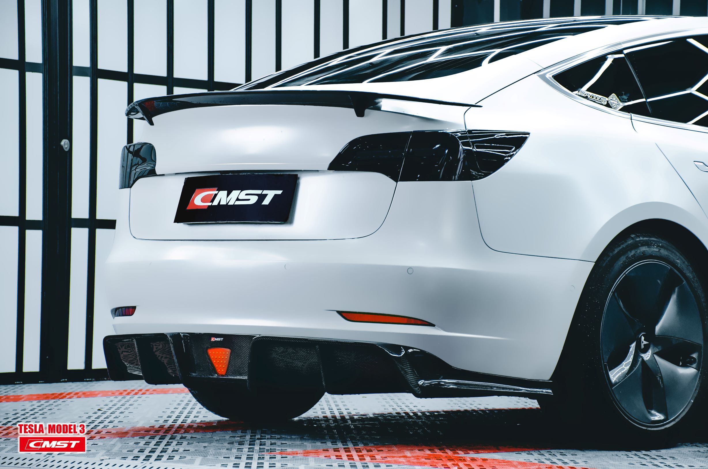 Tesla Model 3 Carbon Fiber Rear Spoiler Ver.3